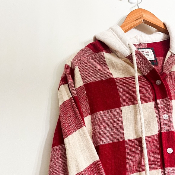 American Eagle Cropped Button Up Hooded Red/White Plaid Shirt/ Jacket Size SP - Picture 5 of 9